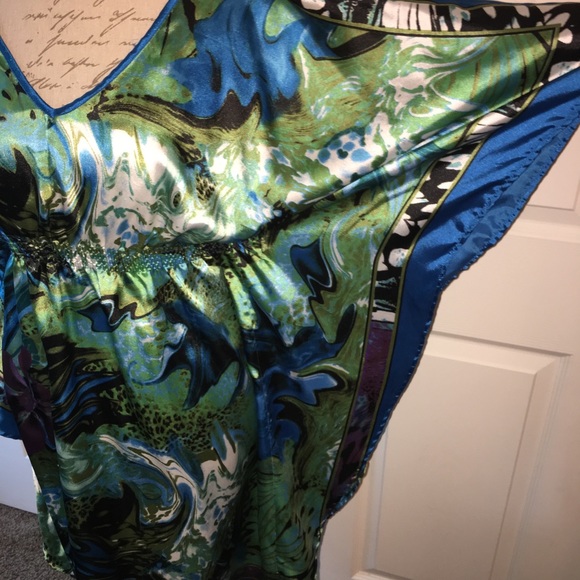 Multi-color Sundress with “flare” sleeves - Picture 3 of 4